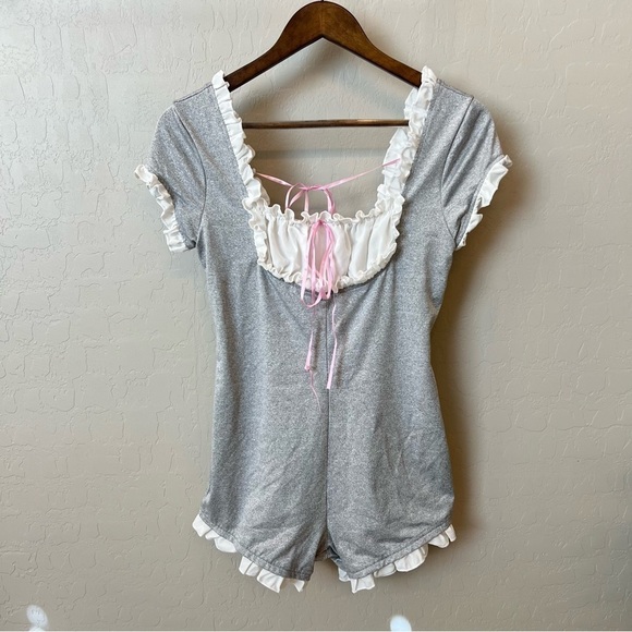 SHEIN stretchy unitard, ruffle hem, pull up, grey and white, sz L, NWOT - Picture 4 of 15